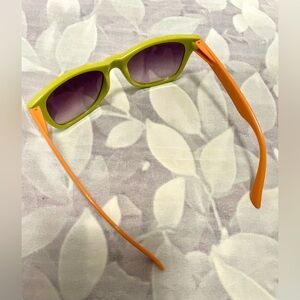 NWOT Rei Co-op Polarized Green and Orange Sunglasses